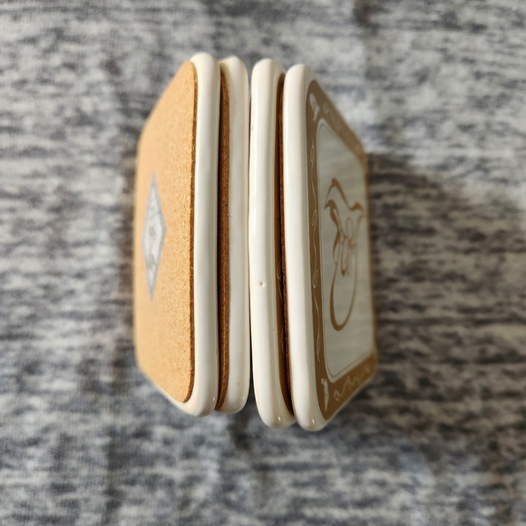 Set of 4 looney tunes ceramic coasters, vintage - Picture 6 of 6